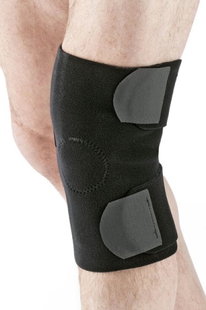 Sigvaris CompreKnee Standard Unisex Adjustable Black Knee Compression Sleeve